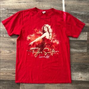 Taylor Swift Speak Now concert T-Shirt